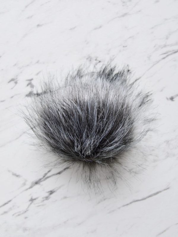 Pompon - Grey (10 cm)