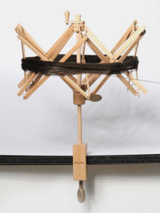 Motowidło do zwijania motków Natural Swift KnitPro