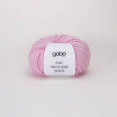 GABO WOOL Fine Highland Wool - Mglista Peonia (2520)